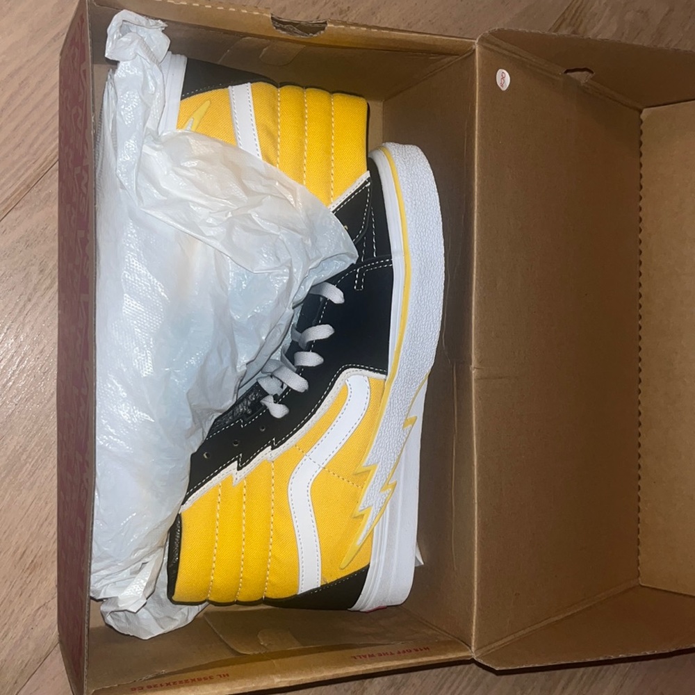 awesome lightning vans